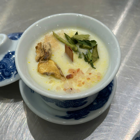 Awakening Dawn Herbal Bat Trang Candle