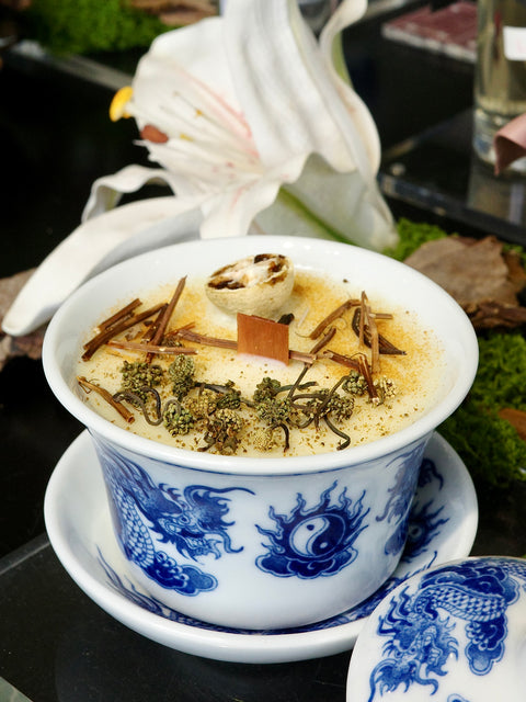 White Tea Herbal Bat Trang Candle